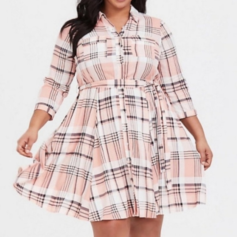 Torrid Plaid Challis Button Down Shirt Dress. Size 1 (14-16)